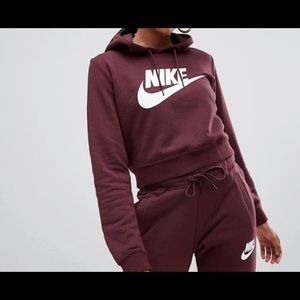 nike rally burgundy cropped logo hoodie